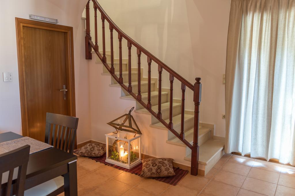 Aletro Villa Áyios Nikítas Esterno foto