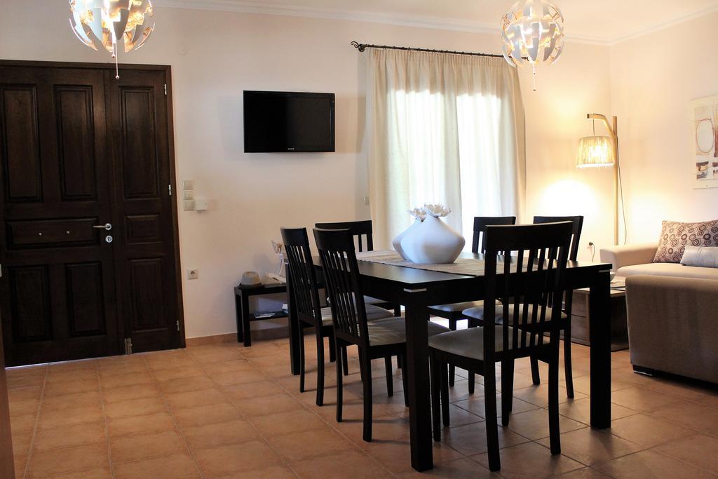 Aletro Villa Áyios Nikítas Esterno foto